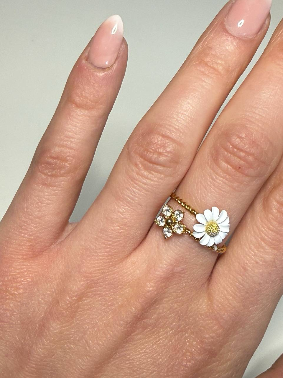 Daisy Ring